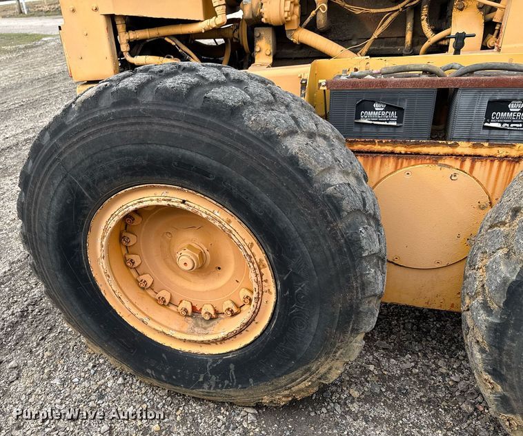 image for item DU9731 1990 Champion 710A motor grader