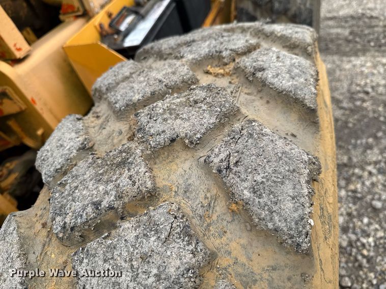 image for item DU9731 1990 Champion 710A motor grader