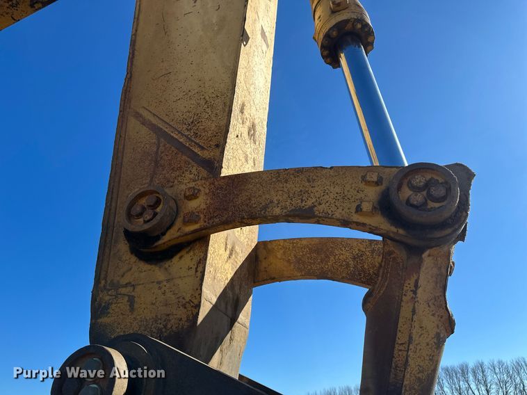 image for item DV0618 2000 Komatsu PC600 LC-6 excavator