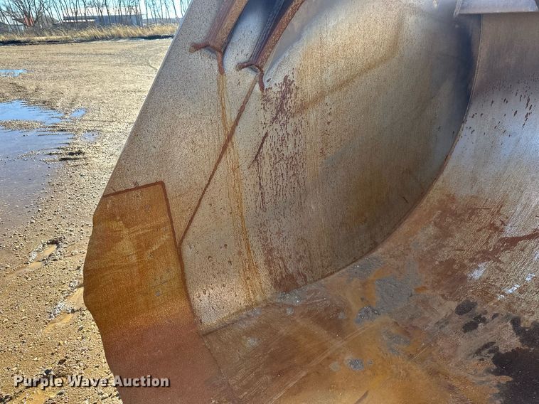 image for item DV0618 2000 Komatsu PC600 LC-6 excavator