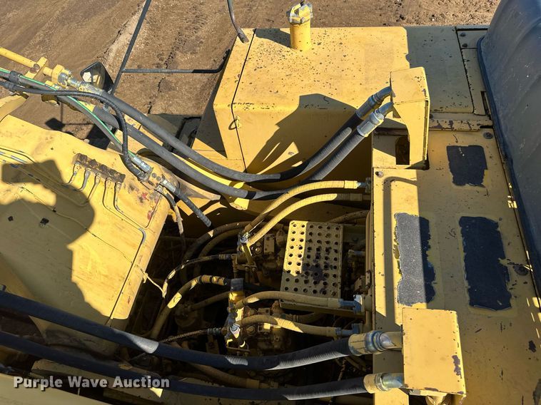 image for item DV0618 2000 Komatsu PC600 LC-6 excavator