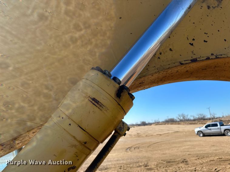 image for item DV0618 2000 Komatsu PC600 LC-6 excavator