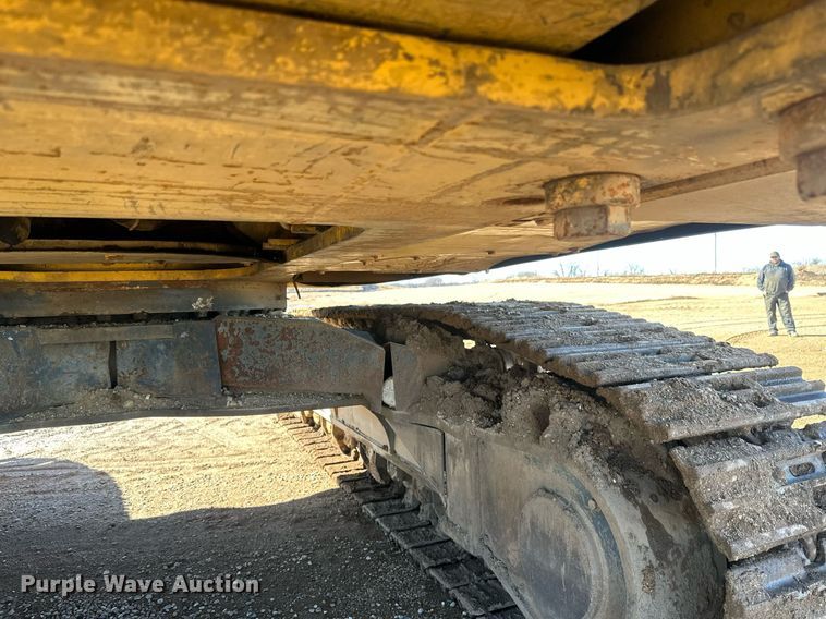 image for item DV0618 2000 Komatsu PC600 LC-6 excavator