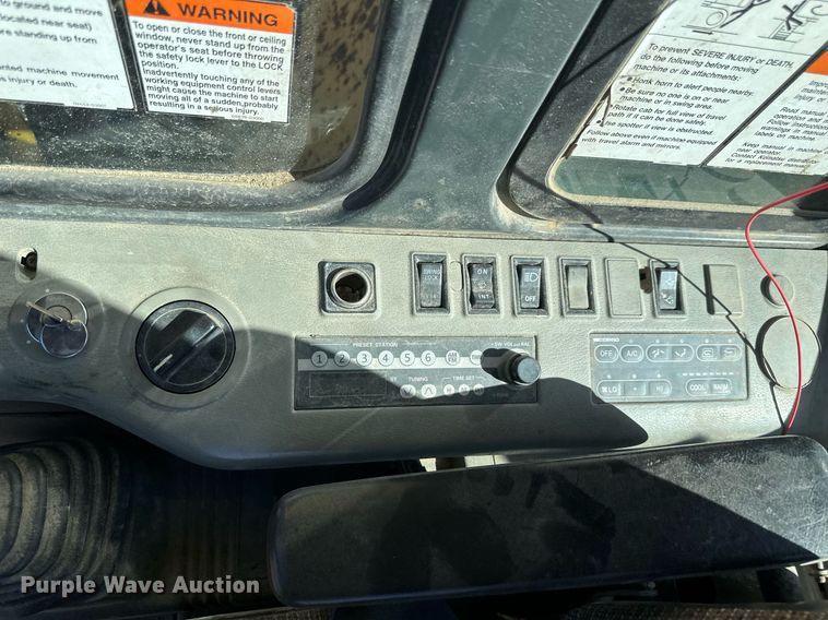 image for item DV0618 2000 Komatsu PC600 LC-6 excavator