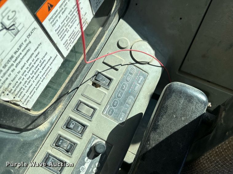 image for item DV0618 2000 Komatsu PC600 LC-6 excavator