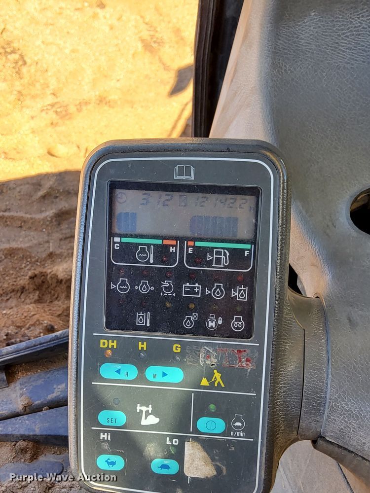 image for item DV0618 2000 Komatsu PC600 LC-6 excavator