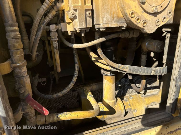 image for item DV0618 2000 Komatsu PC600 LC-6 excavator