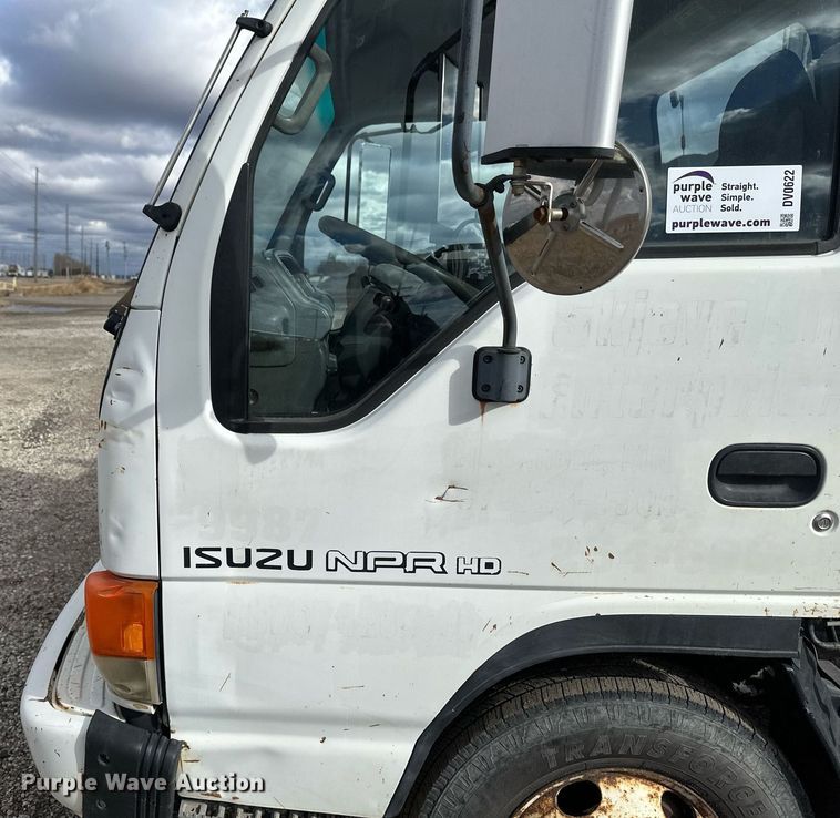 image for item DV0622 1999 Isuzu NPR HD refuse truck