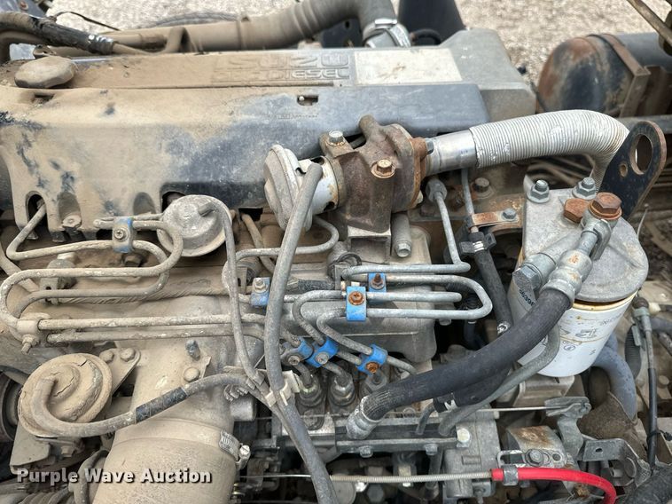 image for item DV0622 1999 Isuzu NPR HD refuse truck