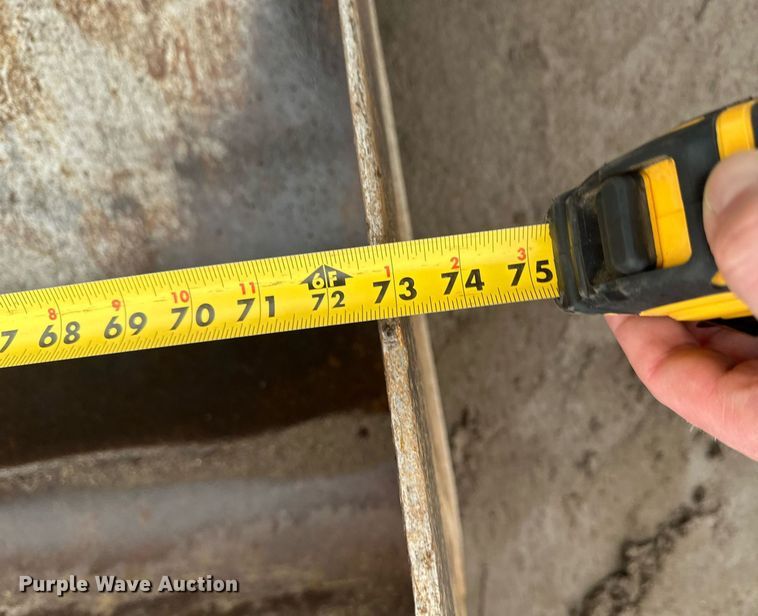 image for item DV0627 2014 Case TV380 tracked skid steer loader