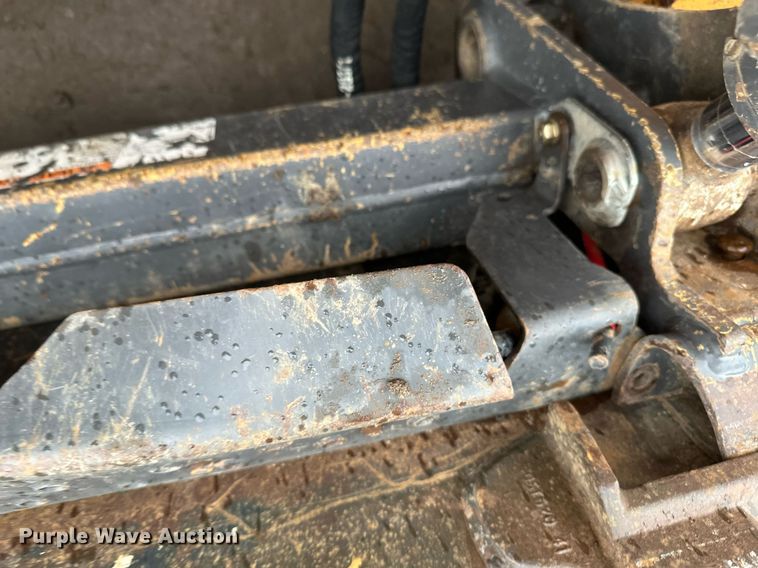 image for item DV0627 2014 Case TV380 tracked skid steer loader