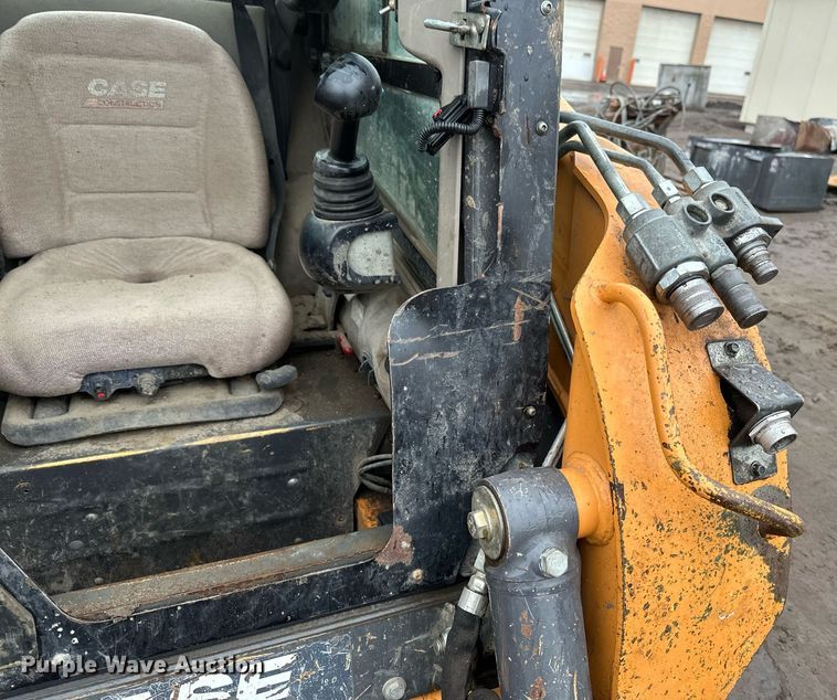 image for item DV0627 2014 Case TV380 tracked skid steer loader