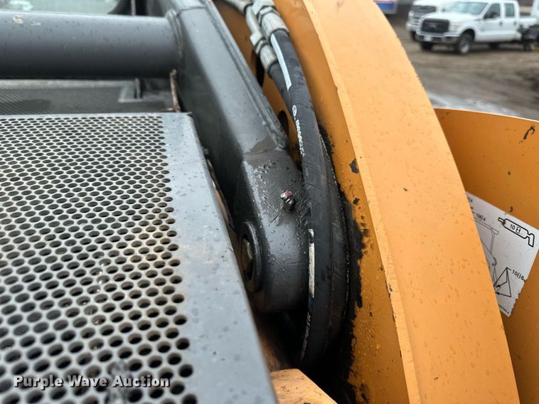 image for item DV0627 2014 Case TV380 tracked skid steer loader