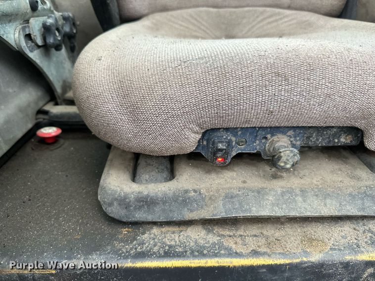 image for item DV0627 2014 Case TV380 tracked skid steer loader