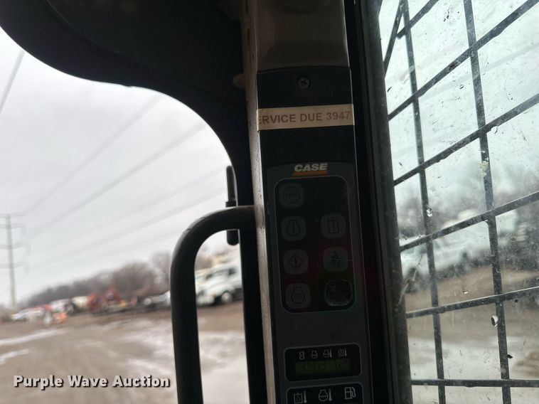 image for item DV0627 2014 Case TV380 tracked skid steer loader