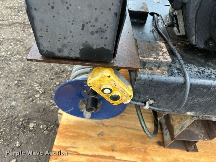 image for item DV0632 Vactron  power unit