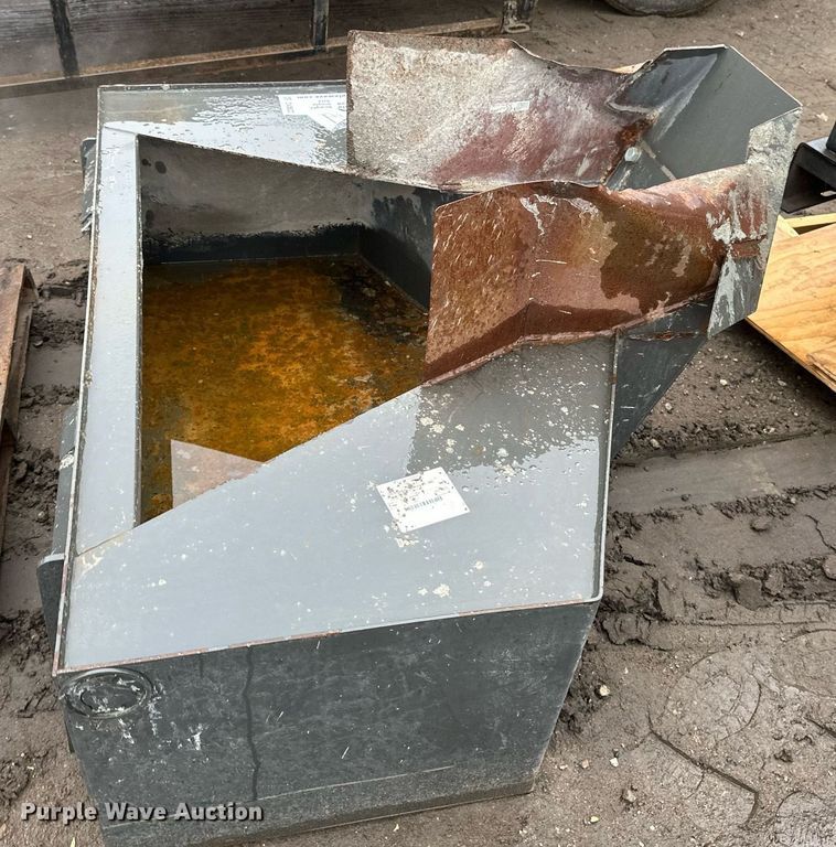 image for item DV0633 Spartan  skid steer concrete bucket