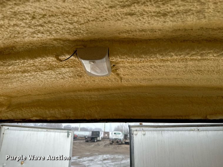 image for item DV0635 2013 Interstate 1714TA2 fiber optic splicing trailer