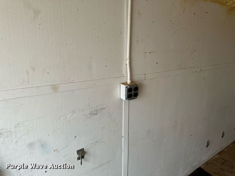 image for item DV0635 2013 Interstate 1714TA2 fiber optic splicing trailer