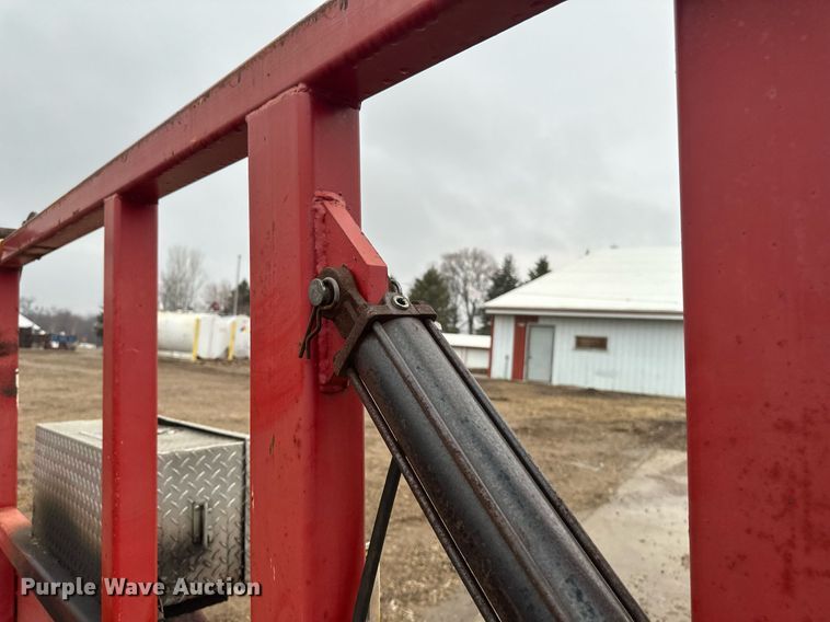 image for item DV0637 2013 JTC JTC-1600 reel trailer