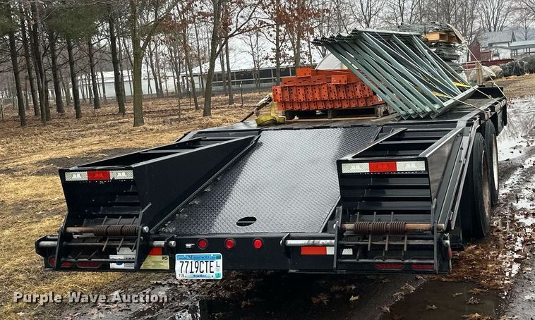 image for item DV0638 2017 Behnke Flatbed Trailer  equipment trailer