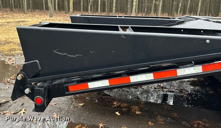 image for item DV0638 2017 Behnke Flatbed Trailer  equipment trailer
