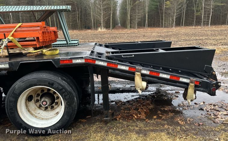 image for item DV0638 2017 Behnke Flatbed Trailer  equipment trailer