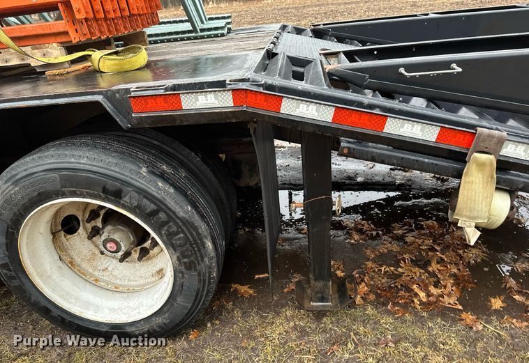 image for item DV0638 2017 Behnke Flatbed Trailer  equipment trailer
