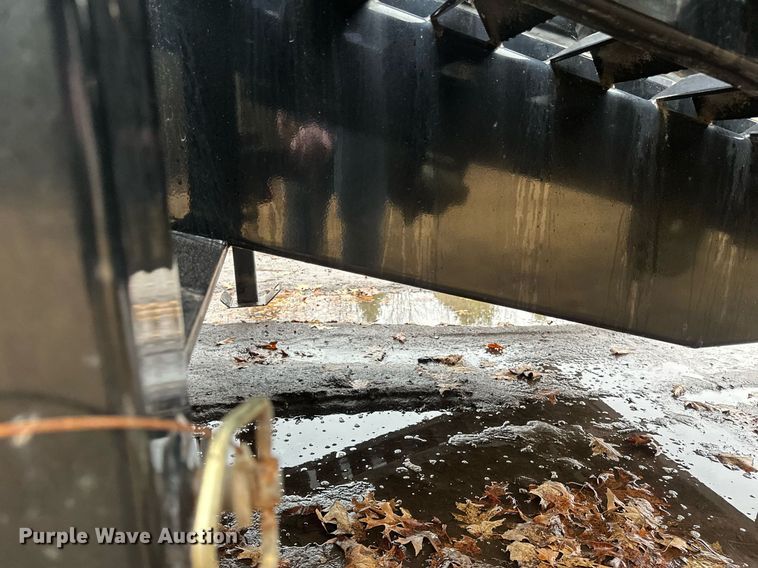 image for item DV0638 2017 Behnke Flatbed Trailer  equipment trailer