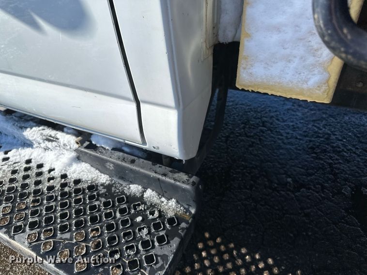 image for item DV0640 2003 Chevrolet  C4500 dump truck