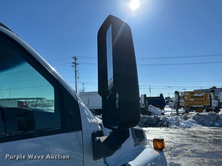 image for item DV0640 2003 Chevrolet  C4500 dump truck