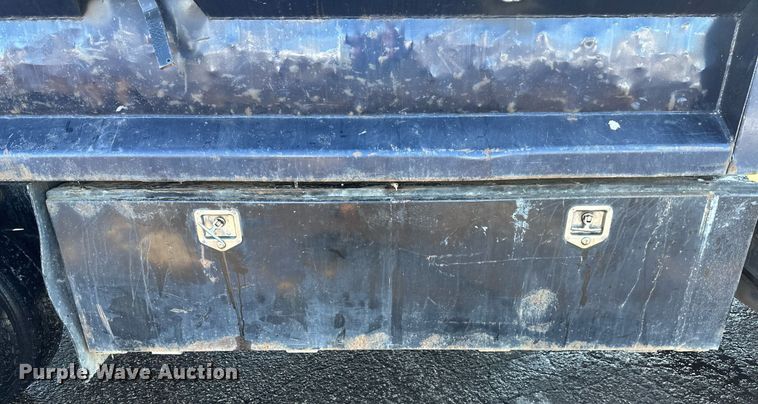 image for item DV0640 2003 Chevrolet  C4500 dump truck