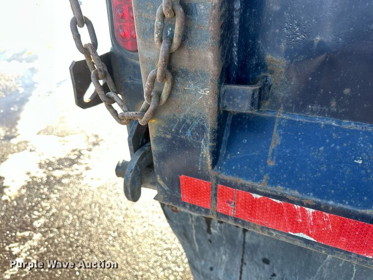 image for item DV0640 2003 Chevrolet  C4500 dump truck