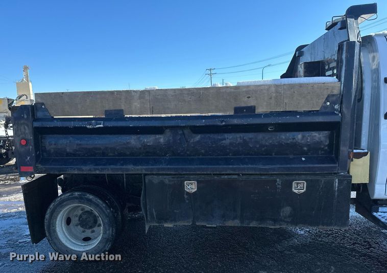 image for item DV0640 2003 Chevrolet  C4500 dump truck