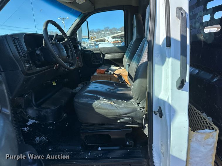 image for item DV0640 2003 Chevrolet  C4500 dump truck