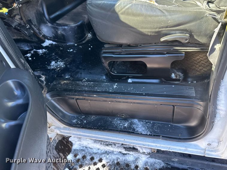 image for item DV0640 2003 Chevrolet  C4500 dump truck