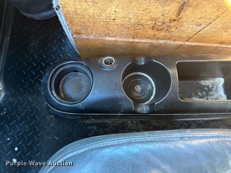 image for item DV0640 2003 Chevrolet  C4500 dump truck