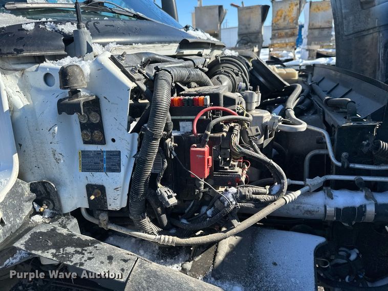 image for item DV0640 2003 Chevrolet  C4500 dump truck