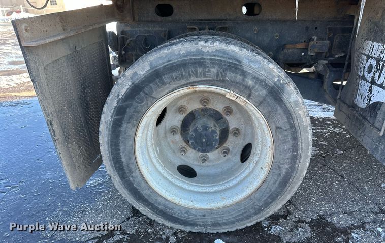 image for item DV0640 2003 Chevrolet  C4500 dump truck