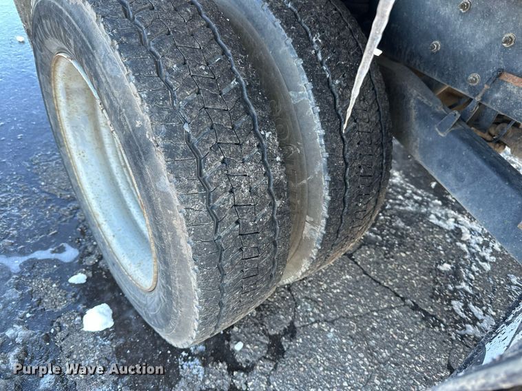 image for item DV0640 2003 Chevrolet  C4500 dump truck