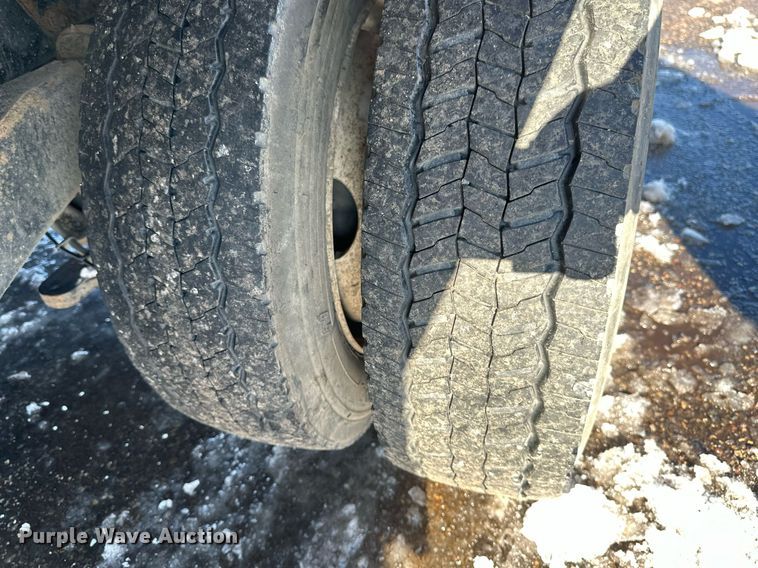 image for item DV0640 2003 Chevrolet  C4500 dump truck