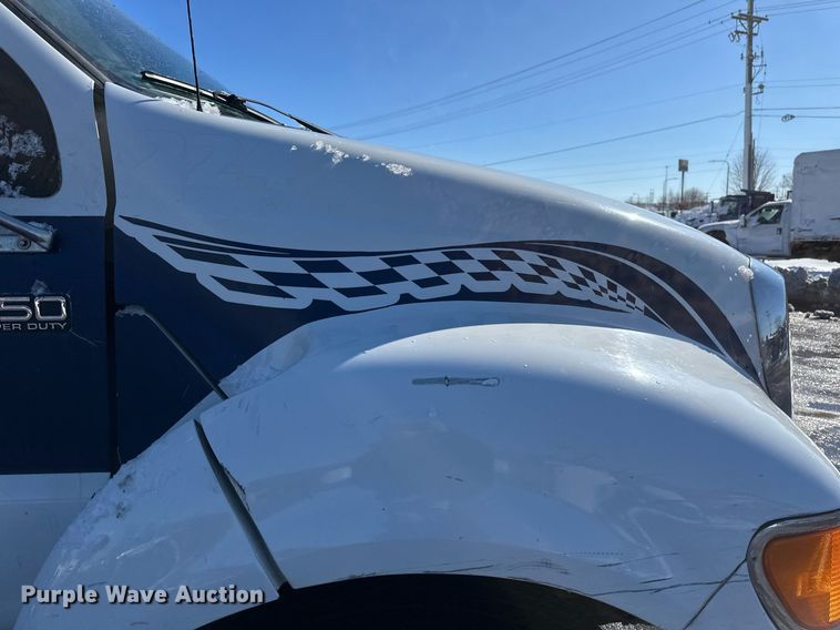 image for item DV0641 2007 Ford  F650 Super Duty truck cab and chassis