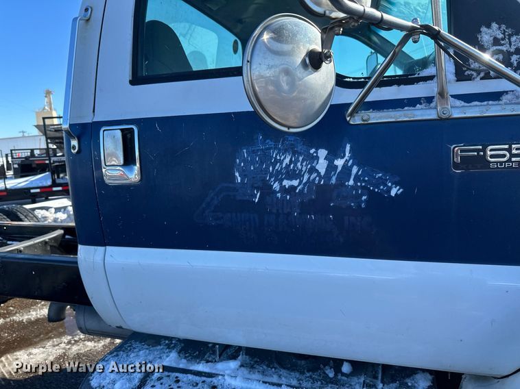 image for item DV0641 2007 Ford  F650 Super Duty truck cab and chassis