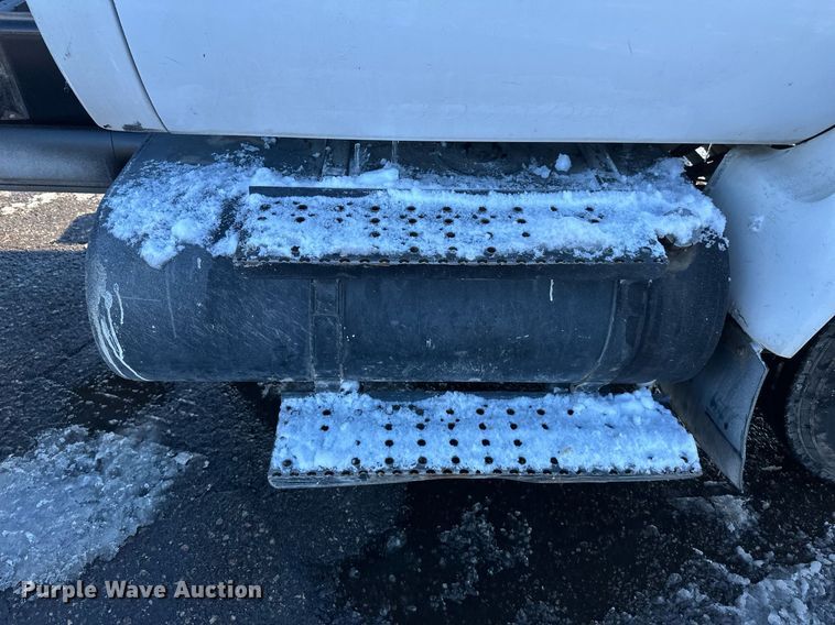 image for item DV0641 2007 Ford  F650 Super Duty truck cab and chassis