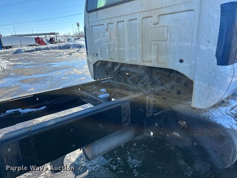 image for item DV0641 2007 Ford  F650 Super Duty truck cab and chassis