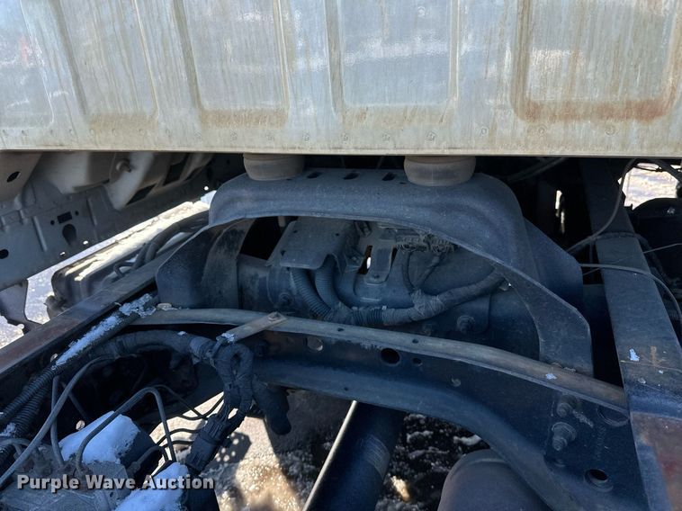 image for item DV0641 2007 Ford  F650 Super Duty truck cab and chassis