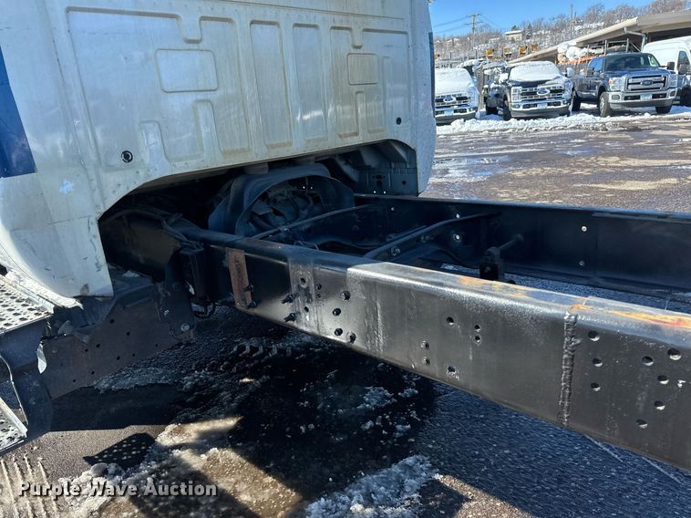 image for item DV0641 2007 Ford  F650 Super Duty truck cab and chassis