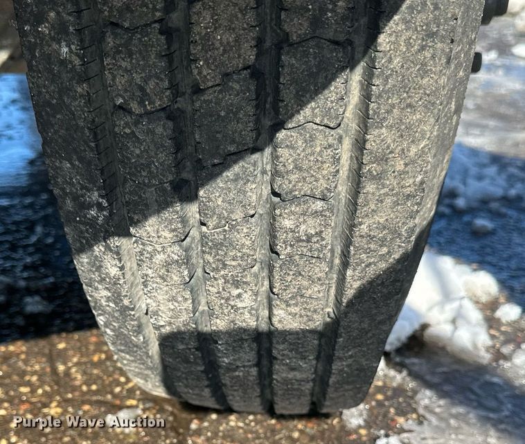 image for item DV0641 2007 Ford  F650 Super Duty truck cab and chassis