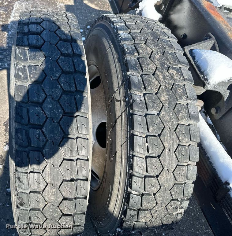 image for item DV0641 2007 Ford  F650 Super Duty truck cab and chassis