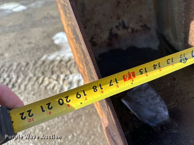 image for item DV0644 2001 Vermeer V8550A trencher